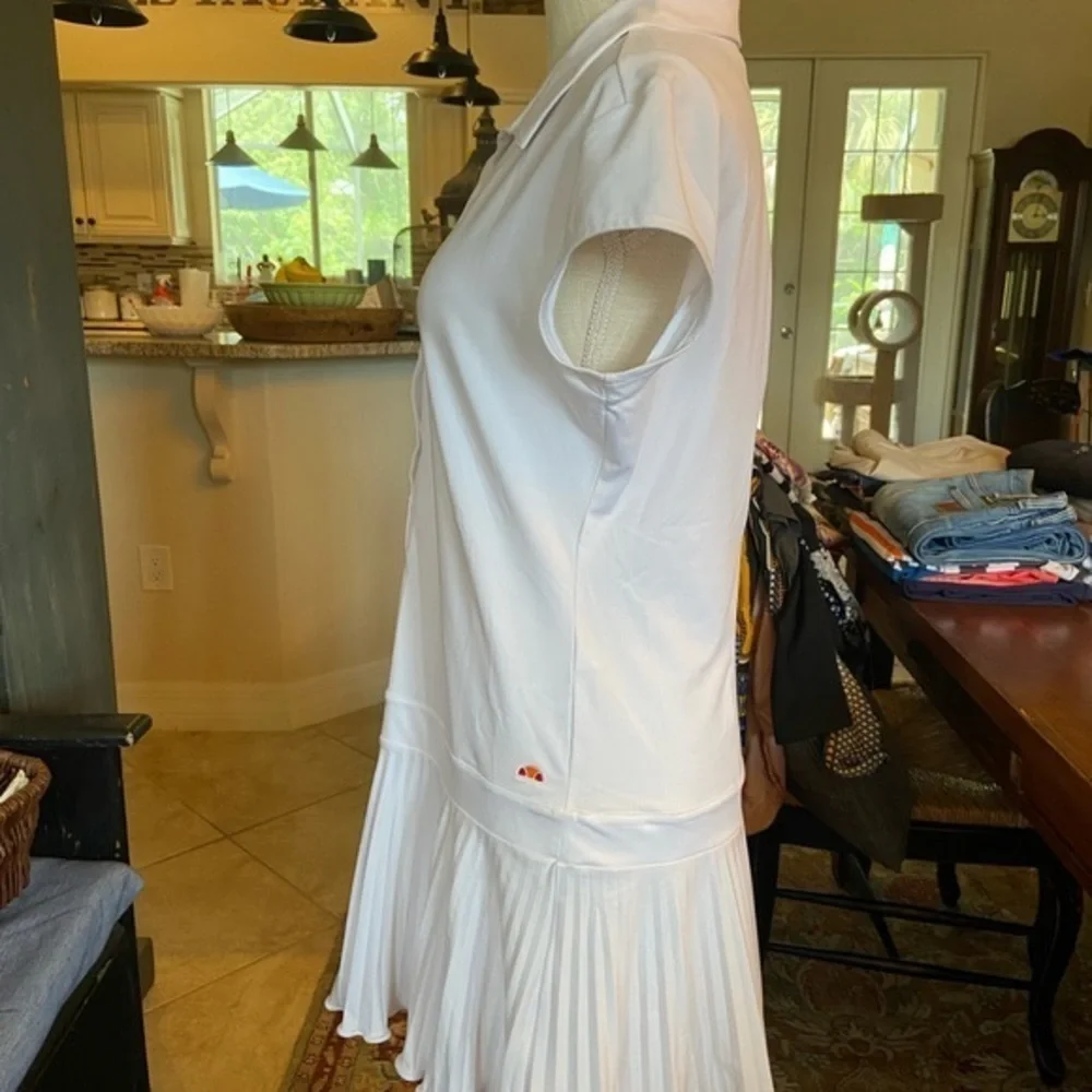 NWT Ellesse white size large Athletic dress buttons up pleated skirt,super cute - Picture 5 of 12